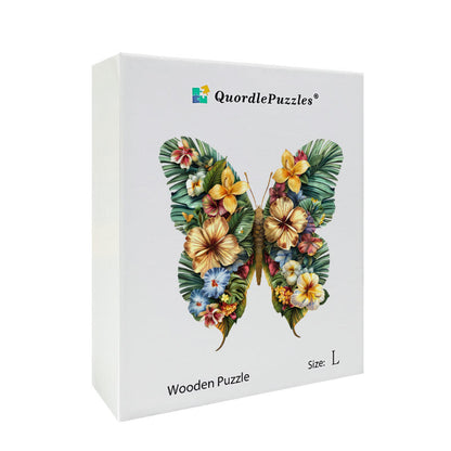 Mariposa con flor colorida